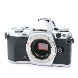 【あす楽】 【中古】 《良品》 OLYMPUS OM-D E-M5 Mark II ボディ シルバー 【ファインダーユニット部品交換/各部点検済】 [ デジタルカメラ ]