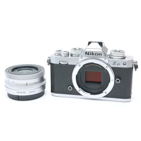 【あす楽】 【中古】 《美品》 Nikon Z fc 16-50 VR レンズキット シルバー 【レンズ内クリーニング/各部点検済】【別売予備バッテリー付！】 [ デジタルカメラ ]