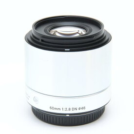 【中古】 《良品》 SIGMA A 60mm F2.8 DN (マイクロフォーサーズ用) シルバー 【別売フィルター付！】 [ Lens | 交換レンズ ]