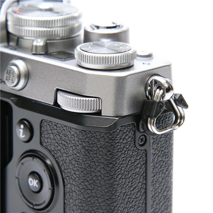 最大69%OFFクーポン《美品》 Nikon Z VR fc 16-50 レンズキット シルバー <br>[ デジタルカメラ カメラ・ビデオカメラ・光学機器 
