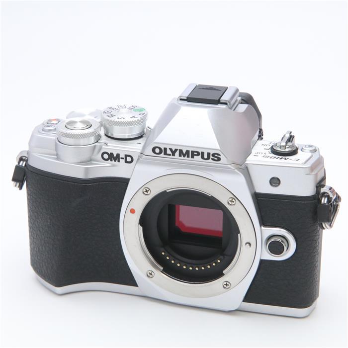   《良品》 OLYMPUS OM-D E-M10 Mark III ボディ  シルバー  <br>[ デジタルカメラ