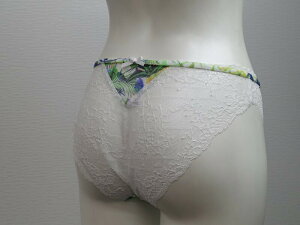 LISE CHARMEL�i���Y�V���������jJARDIN ARTISTE�i�A�[�e�B�X�g�̒�j�u���W���A���V���[�c