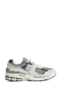 2002r protection pack sneakers
