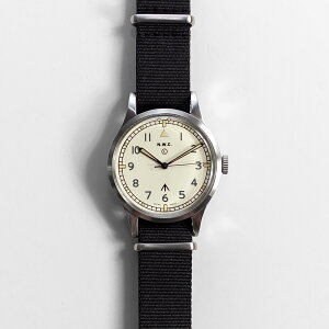 NAVAL WATCH ioEHb` Mil.-06  CGAtH[X W10^Cv rv ~^[ EHb` Y fB[X