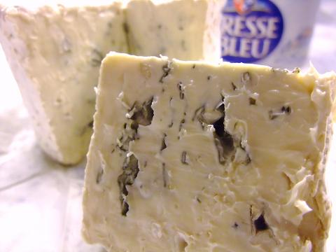 食べやすいブルーチーズ ブルー ド 驚きの値段 新作通販 ブレス 青カビチーズ 約250ｇ フランス産