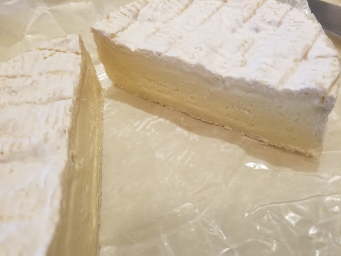 食べやすいチーズ フランス産 カマンベール 春の新作続々 白カビ ペイドジュ チーズ 約２５０ｇ 今季一番 AOP