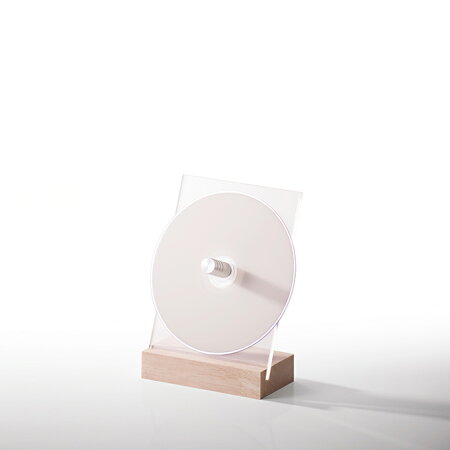 楽天市場 Cdメディアスタンド 1枚用 Cdディスプレイスタンド Cdラック Cd収納 ジャケット 展示 卓上収納 木製 デザイン おしゃれ Cdar 01 Rwシリーズ マルゲリータ マルゲリータ本棚 Cdラック収納