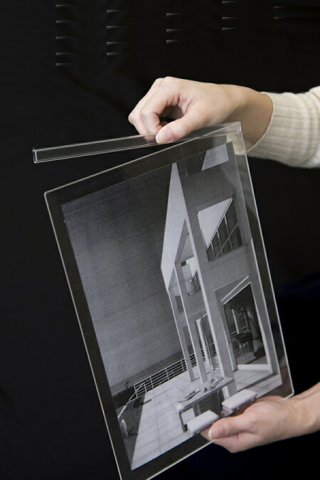 楽天市場 A5書類スタンド 書類立て A5サイズ A5 大判 フォトスタンド フォトフレーム 写真スタンド 写真立て 写真フレーム ディスプレイスタンド ディスプレイラック 展示 木製 デザイン おしゃれ Ds A5 Rwシリーズ マルゲリータ マルゲリータ本棚 Cdラック収納