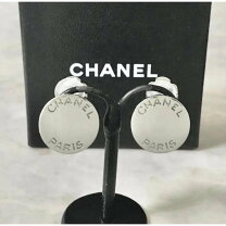 楽天市場】chanel イヤリング シルバーの通販