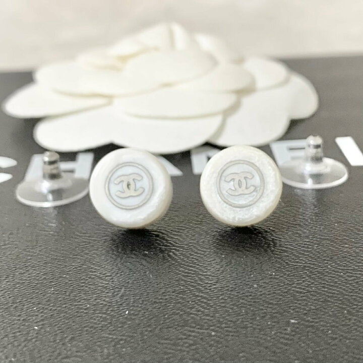 楽天市場】CHANEL シャネル ピアス 小ぶり ミニ ココマーク シェル 