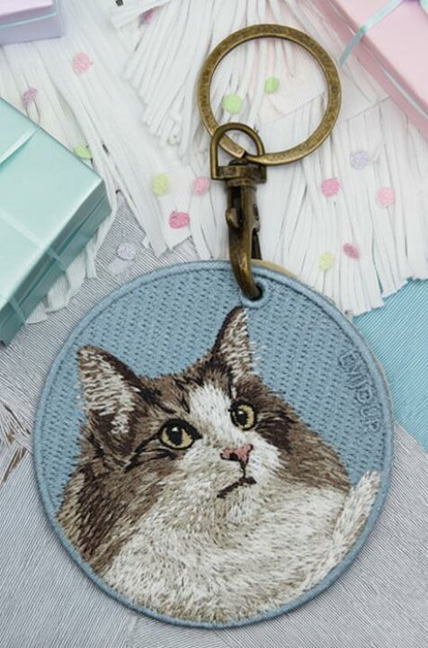楽天市場】猫キーホルダー シルク両面刺繍 ノルウェージャンフォレスト 