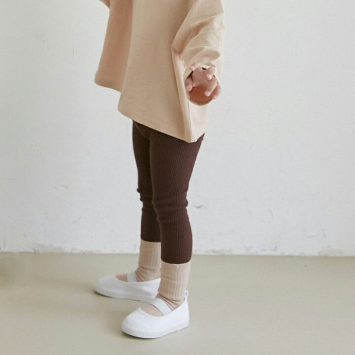 リブレギンス キッズ 韓国子供服 ナチュラル 韓国 子供服 女の子 男の子 春秋 韓国 ベビー服 ストレッチ ボトムス スパッツ 無地 くすみカラー SNS人気 韓国ファッション 股上深い 80cm 90cm 100cm 110cm 120cm leggings マリンキャッスル 湘南の韓国子供服 ... レギンス ベビー 女の子 リブ メロウ ナチュラル 韓国 ベビー服 スパッツ タイツ ボトムス 春秋 フリル くすみカラー ベージュ ピンク ボトムス 細リブ シンプル 韓国子供服 重ね着 韓国ファッション 70cm 80cm マリンキャッスル