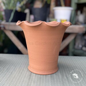 yp Whichford Frilly Lily EBb`tH[h t[[z