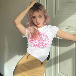 Tシャツ ショート丈 トップス レディース 白 夏 ラウンドネック スリム タイト 細身 肌見せ へそ出し 半袖 カットソー セクシー 大人可愛い おしゃれ お洒落 カジュアル スポーティー ニット