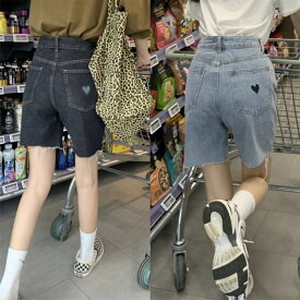 2色 デニム ハーフパンツ ジーンズ 切りっぱなし ハイウエスト ショートパンツ ハート マーク バックシャン gパン ズボン カッコイイ ラフ クール 春 夏 カジュアル コーデ レディース S M 大きいサイズ L ライトブルー 淡色 ブルーデニム ネイビー 水色 紺 大人カワイイ イ