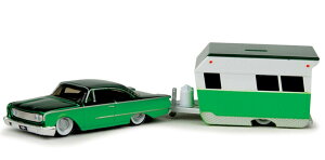 Maisto }CXg 1960 Ford tH[h Starliner & Alameda Trailer 1/64 XP[ | _CLXgJ[ _CLXg Ԃ̂   RNV ~j`A _CJXg fJ[ ~jJ[ A