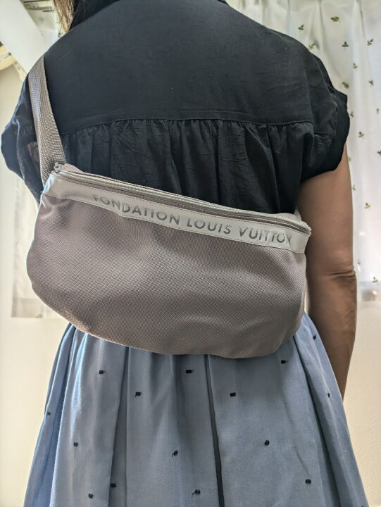 楽天市場】【2024年最新】パリ限定！ファンダシオン LOUIS VUITTON  