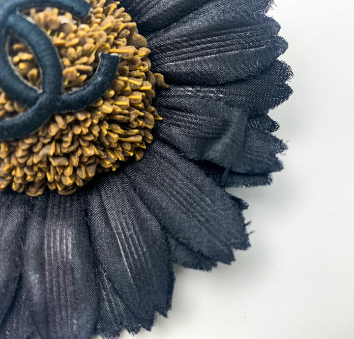 楽天市場】CHANEL シャネル ひまわり 花モチーフ 黒 ブラック ブローチ 