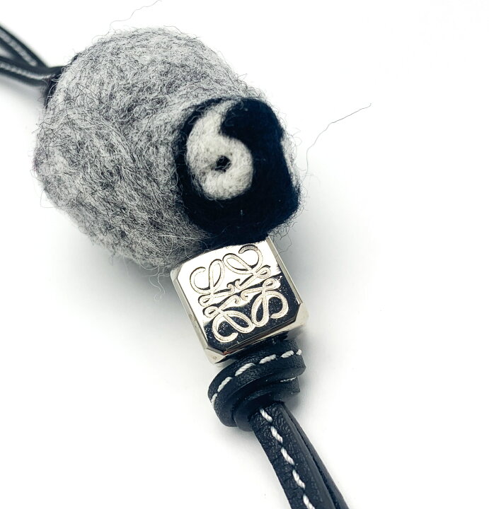 楽天市場】LOEWE ロエベ ベビーペンギン チャーム フェルト カーフ  