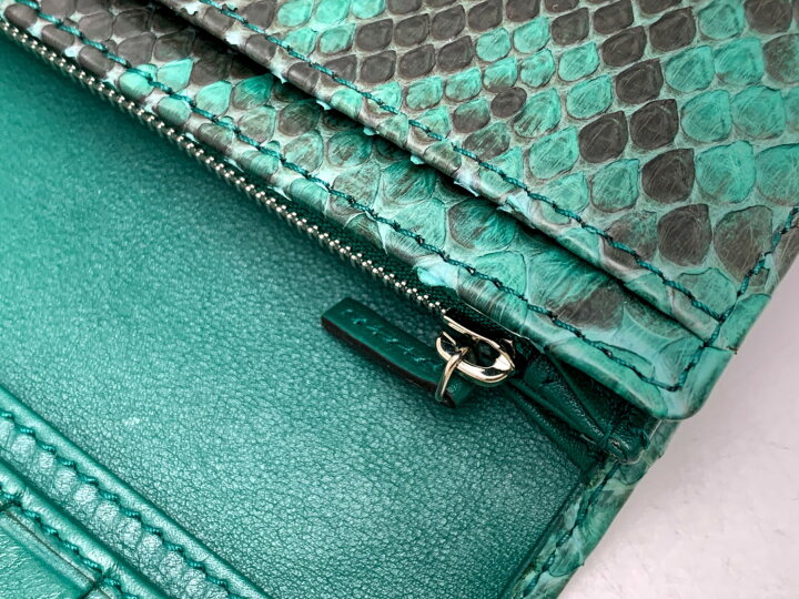 楽天市場】GUCCI グッチ グリーン系 緑 パイソンレザー 蛇革 長財布 
