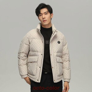 夜光効果あるおしゃれな柄物で立ち襟ボリュームダウンコート メンズ 柄もの ワンポイントデザイン 大きめポケット 保温 軽量 スタイリッシュ 防寒対策