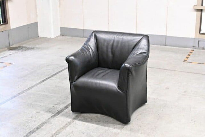 楽天市場】Cassina 90万「684 PICCOLA TENTAZIONE」ラウンジアーム