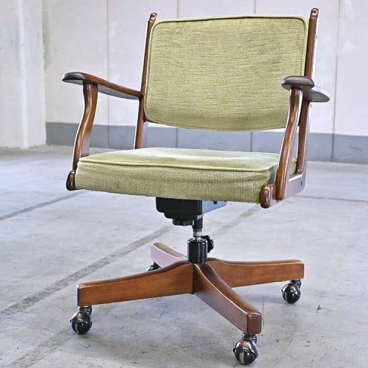 楽天市場】カリモク「コロニアル」キャスターチェア コロニアル  