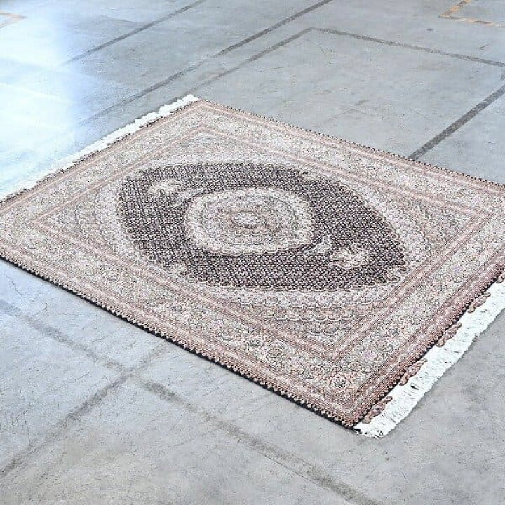 楽天市場】美品 イラン製 ペルシャ絨毯 マヒ柄 タブリーズ産 ウール  