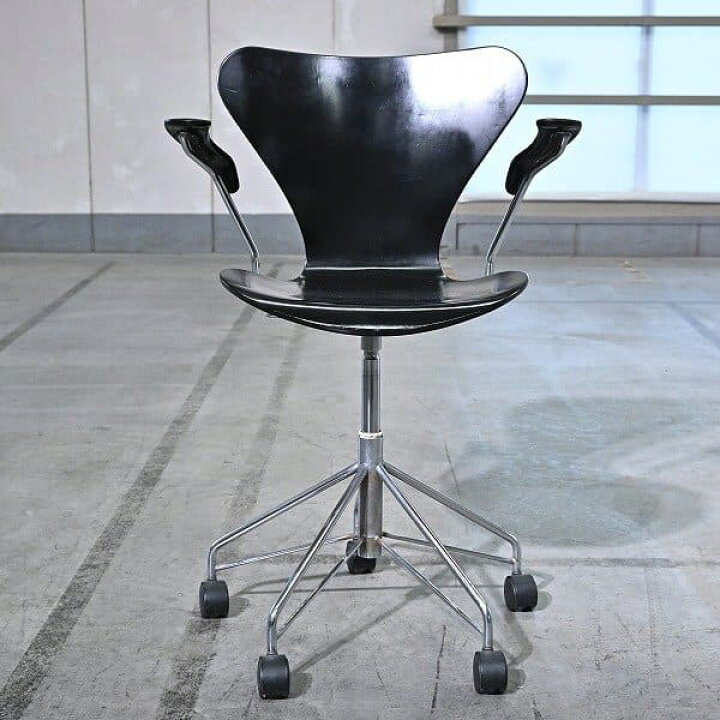 楽天市場】FRITZ HANSEN 38万「SERIES7」アームチェア 北欧家具 セブン 