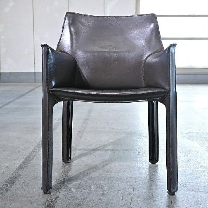 引取限定】Cassina カッシーナ413CAB アームチェア 中古品 破れあり