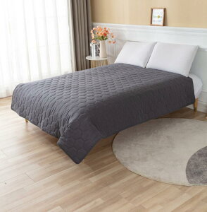 ベッドスプレッド ベッドカバー シーツ シングル ダブル セミダブル ペット 防水シーツ キルト マットレスカバー マルチカバー 無地 防水 通気性 吸湿 滑り止め 洗える ソファーカバー 防塵