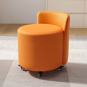 Xc[։ƒpԂ̏x`w̒Ⴂ֎q̔w̏֎q̌yȓ\t@[̃Xc[C܂