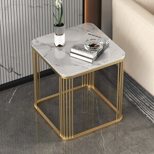 C^ÃVvȏȃe[urOƒp\t@̒[̂̌yґȊ̎lpe[uIȃVvȃoRj[̏ȃe[uq