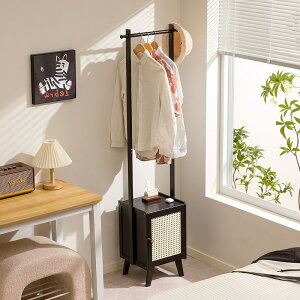 �n���K�[�͏��ɗ����ĐQ���̃i�C�g�e�[�u���ƒ�p�̉��ꂽ�ߕ��̃o�X�P�b�g�̒I���C�ނ̃n���K�[�|�����@�\�x�b�h�T�C�h�̕��̖X�q�̒I