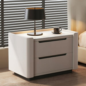 iCg{[hVvŃ_ȃxbhTCh{[hyč̂QCނ̊xbhTCh[{[h