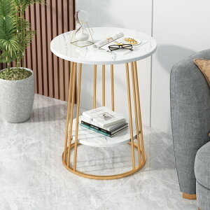 e[uƒp̉ڊԂ̌̃Vvȃxbh̓̃e[uȈՂŌyґȃACfȀ~k̃oRj[̏e[u