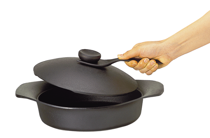楽天市場】柳宗理 南部鉄鍋 浅型 22cm （鉄器蓋・ハンドル付き） 鉄