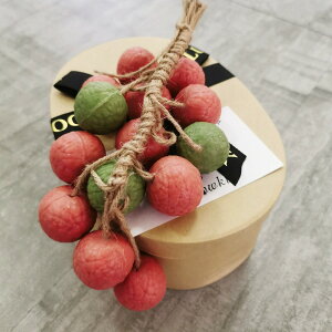 uhEΌC`VRNWOEXLPA␻Ό҂ݍ݃uhE̋ΌAunӑFIׂ鍁肪قȂ炵^Ƒpr