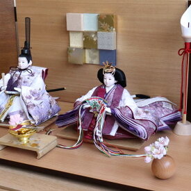 内閣総理大臣賞受賞作家 松宝作 25号 芥子 有職雲立涌 ぼかし染 桜刺繍 ここのえ 屏風 ナチュラル杉台 盃飾 本金蒔絵 ちりめん丸玉桜 ひな人形 インテリア 雛人形 テキスタイル コンパクト モダン おひなさま お雛さま