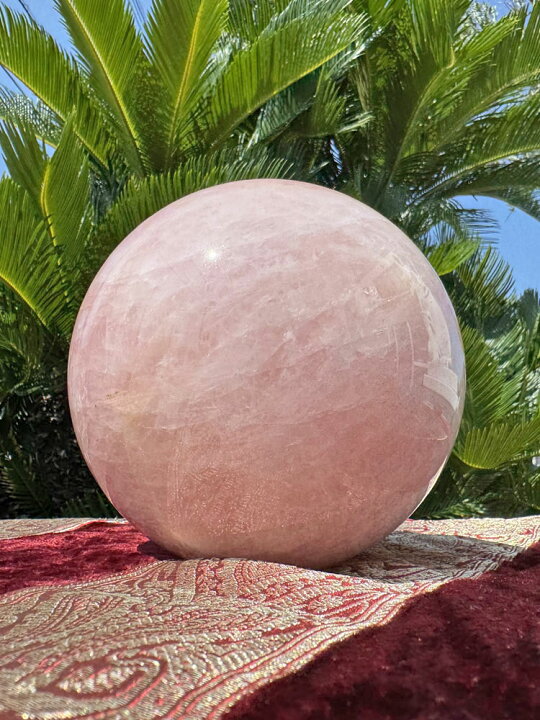 楽天市場】ローズクォーツ 紅水晶 大きい 丸玉 珠 約5.3kg 直径約15.7 