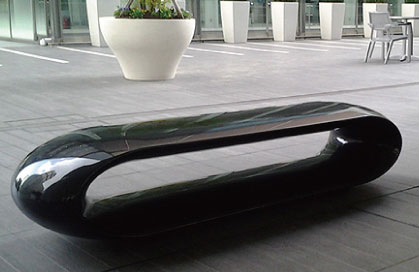 イタリア製デザイナーズファニチャー ループ ラッカーカラー（光沢仕上げ） Loop （長さ180cm 高さ40cm） セラルンガ SD-F110-180 Serralunga Designers MADE IN ITALY スツール ベンチ イス ベンチ・縁台