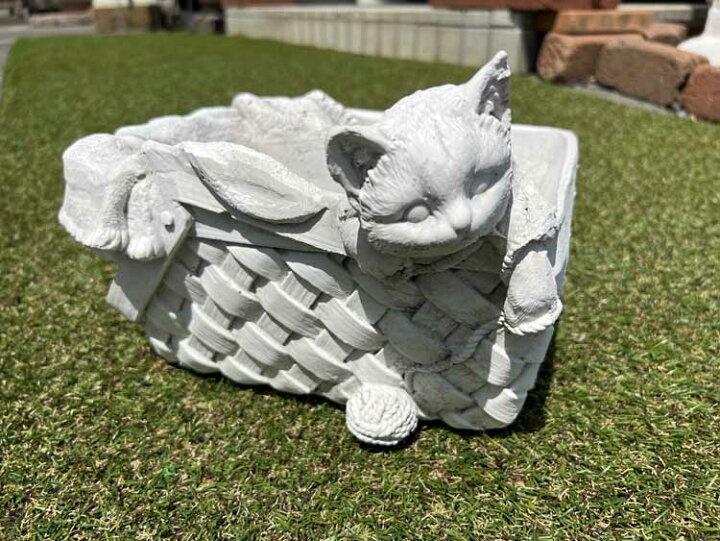 楽天市場】イタリア製 動物像 バスケットねこ ガーデンオーナメント 鉢 