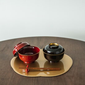 羽反雑煮椀　朱　溜山中漆器　山中塗　お正月　お雑煮　煮物　結婚祝い　おせち　迎春　ハレの日　ぜんざい　蓋付椀　七草粥　鏡開き