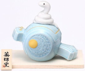 薬師窯 染絵招福巳(福槌) 38 2025年 令和7年 巳 蛇 ヘビ へび年人形 置物 縁起物 正月飾り 迎春飾り 干支飾り ギフト 贈リ物 祝 お祝い 記念品