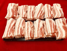 豚バラ焼肉用　豚カルビ　豚肉　冷凍　1kg (送料別)