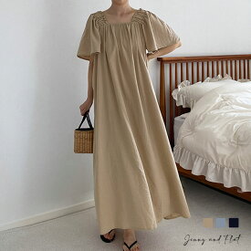 シャーリングネックフレア袖ワンピース┃全3色┃メール便可能┃Jenny and Flat┃ジェニアンドフラット┃スクエアネックが首元を美しく見せ、フレア袖が女性らしいシルエットを演出します。軽やかな素材感が、これからの季節にぴったり。