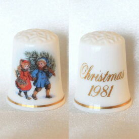 1981年 クリスマス ツリーを運ぶ兄妹 Christmas エイボン AVON シンブル 指貫き 母の日 誕生日 プレゼント ソーイング コレクション アイテム 小物 02P23Aug15