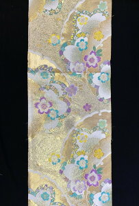 ���{����࣍��؂Ȑ����т͂���130cm �V���N�͂���y����������̖D�����D�z10cm������P����150�~�ł��B�l�`�׍H�A�p�b�`���[�N��|�A��~���A�e�[�u���Z���^�[�ȂǂɎg���܂��B��32cm��