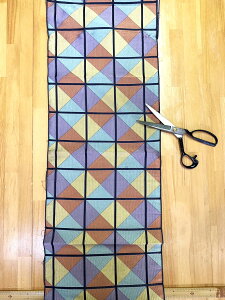 {࣍؂Ȑт͂140cm VN͂y̖DDz10cmP150~łBl`׍HApb`[N|A~Ae[uZ^[ȂǂɎg܂B32cm