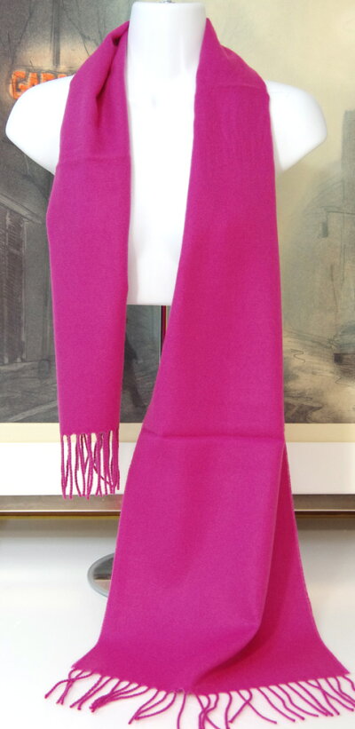 暖かい秋冬ロングストール(素材:化繊)あったか厚手のロングショール。140cm×30cmサイズ,化繊100%の商品です。カラー:ローズ